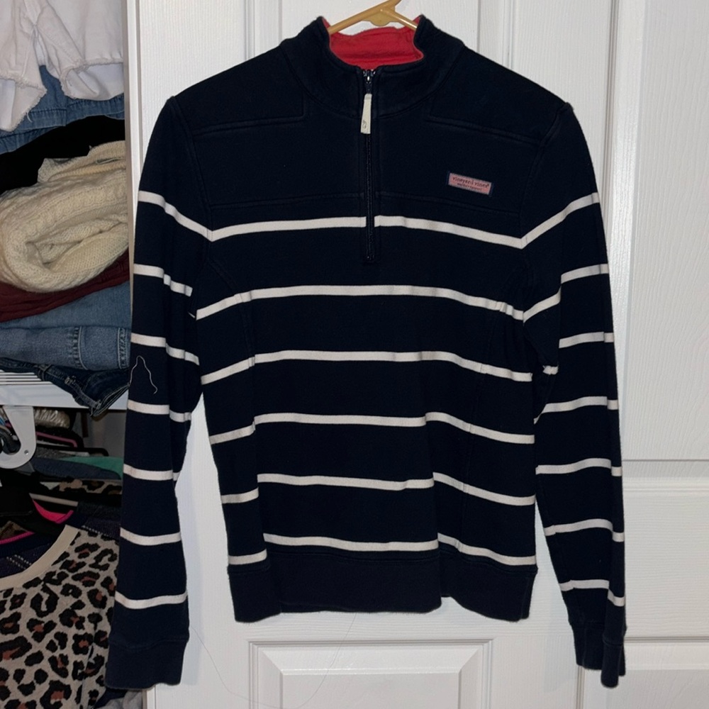 Large Vineyard Vines Pullover